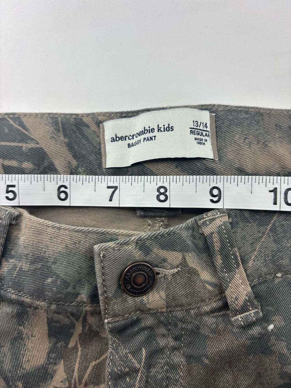 abercrombie kids Baggy Pant in Real Tree Camo Print - Picture 4 of 5